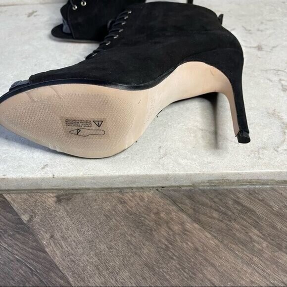 ZARA Black Lace Up Booties Size 9 - Picture 8 of 8